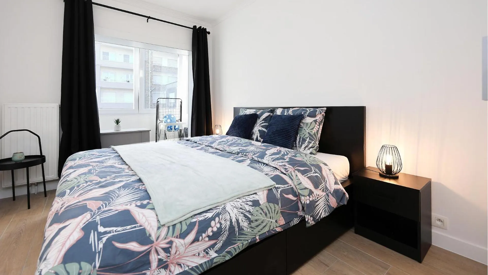 Beach Front Apartment In Oostende With Wifi Belgium