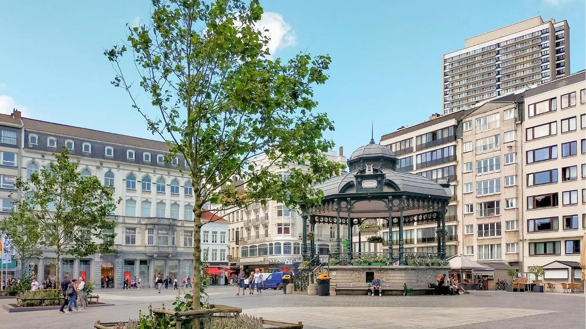 Beach Front Apartment In Oostende With Wifi  Ostend