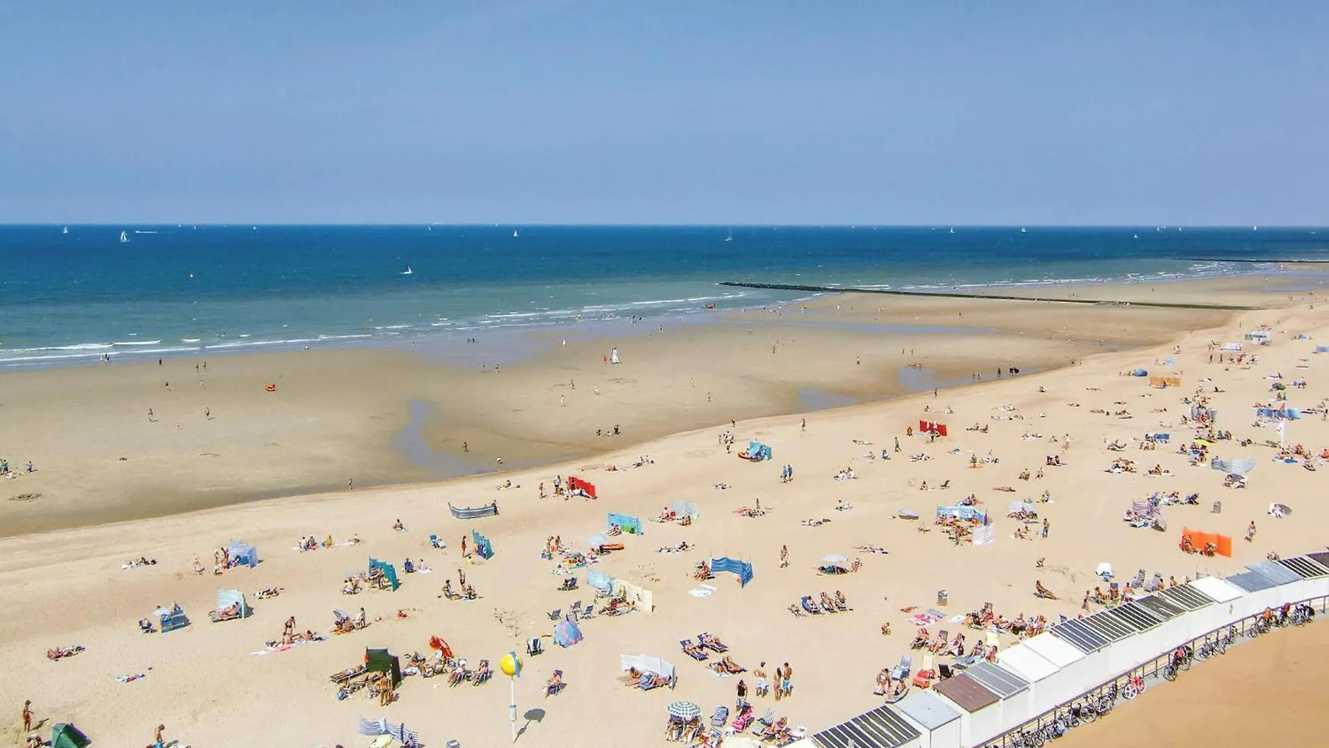 Beach Front Apartment In Oostende With Wifi Belgium